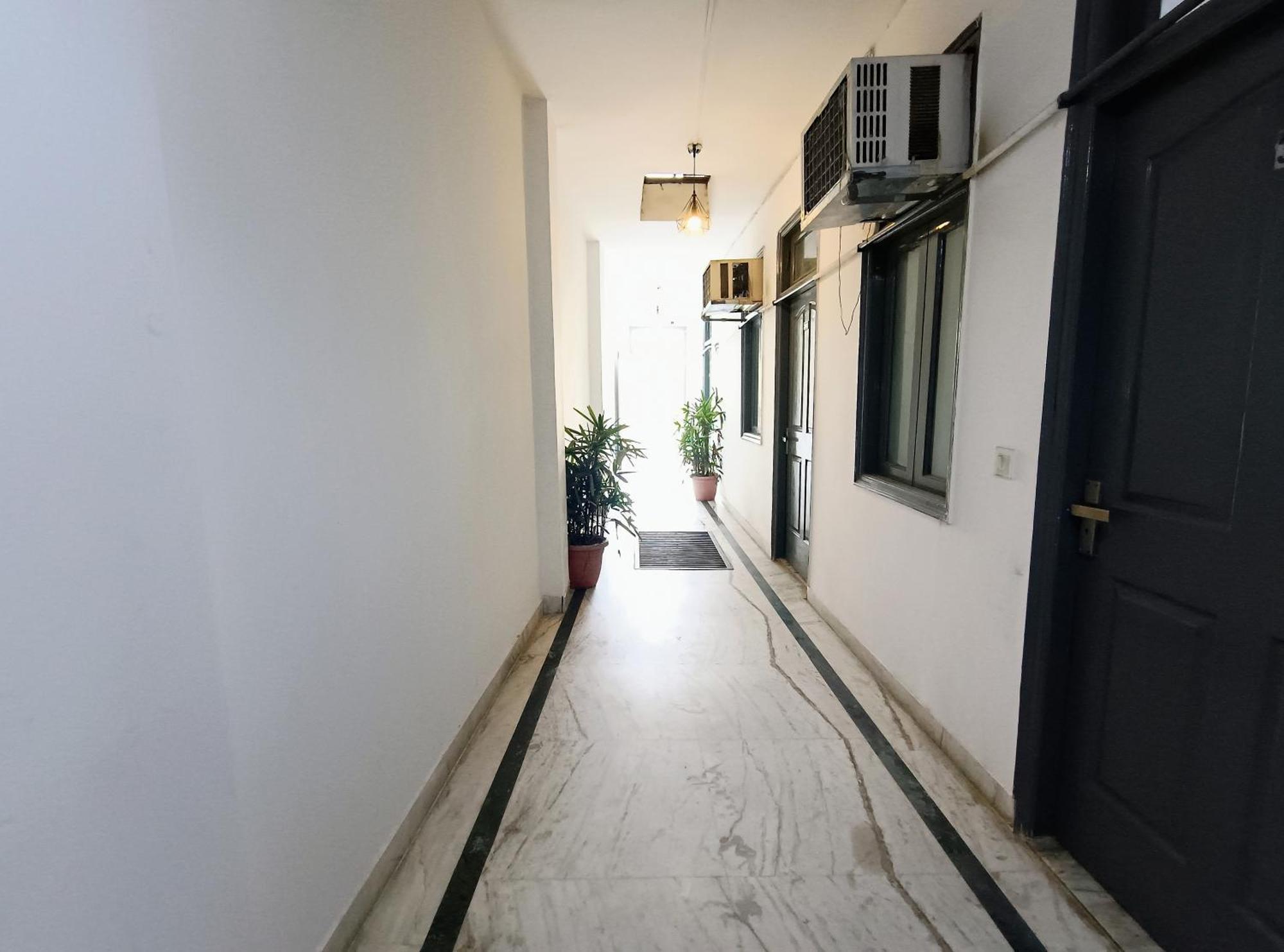 Hotel Hauz Khas Fort View Нью-Делі Екстер'єр фото