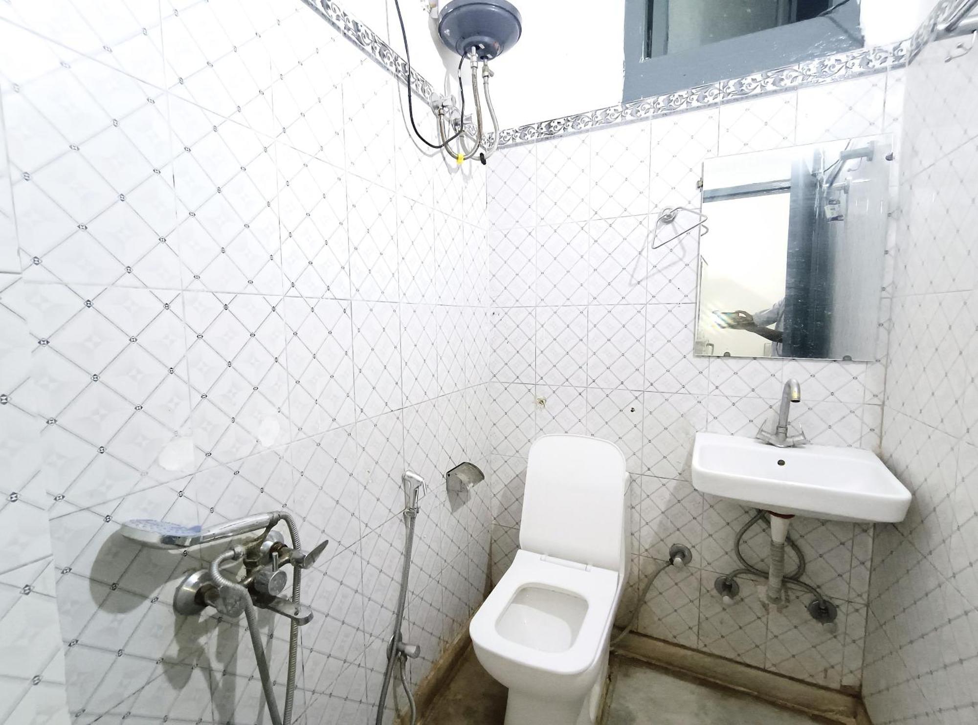 Hotel Hauz Khas Fort View Нью-Делі Екстер'єр фото